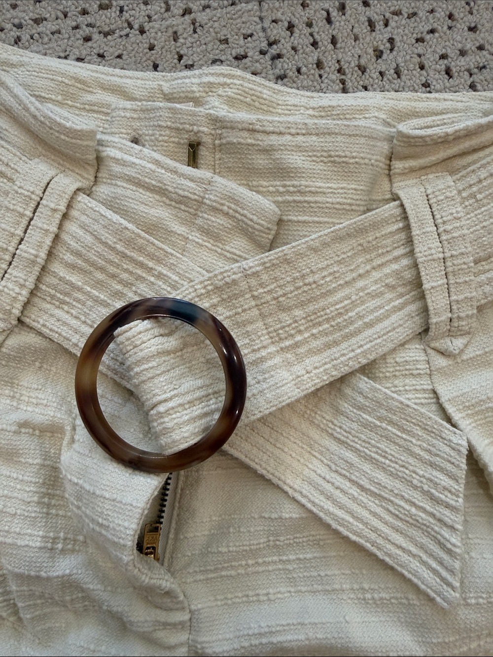 Sezane Cream High-Waist Belted Shorts with Tortoiseshell Ring - Picture 4 of 4
